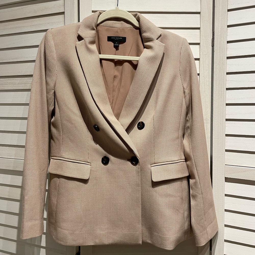 Ann taylor/ Petite Houndstooth Relaxed Double Breasted Long Blazer